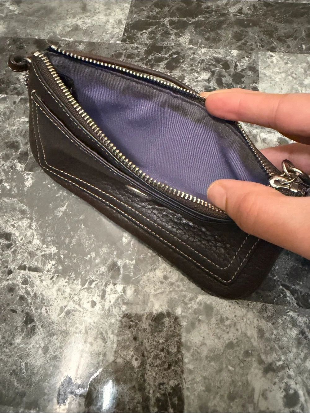 GENUINE VINTAGE BROWN PEBBLED LEATHER COACH WRISTLET WALLET HANG TAG